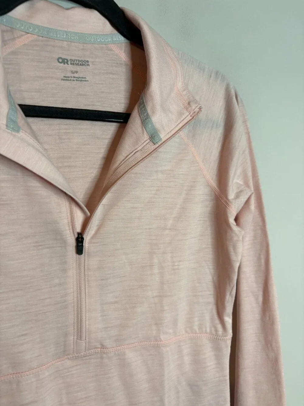 Outdoor Research blush pink wool blend half zip pullover - Picture 2 of 5